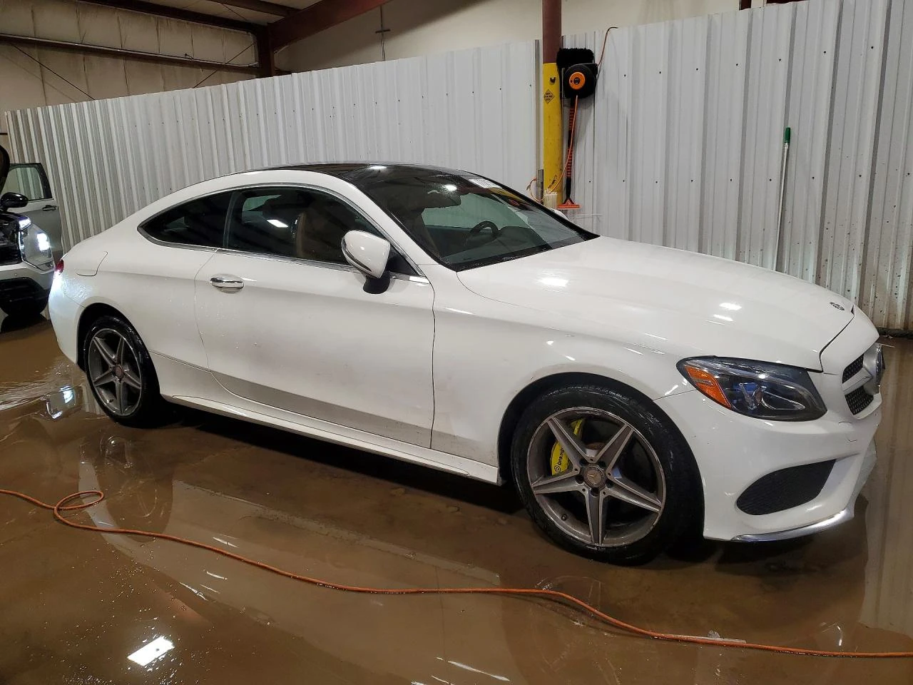 Mercedes-Benz C 300 4MATIC, снимка 4 - Автомобили и джипове - 54459135