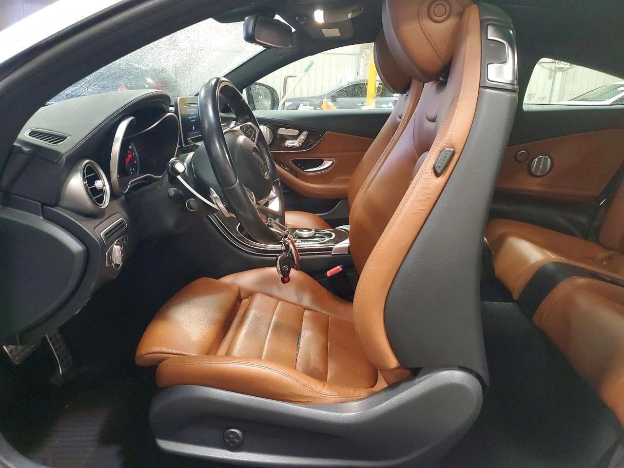 Mercedes-Benz C 300 4MATIC, снимка 8 - Автомобили и джипове - 54459135