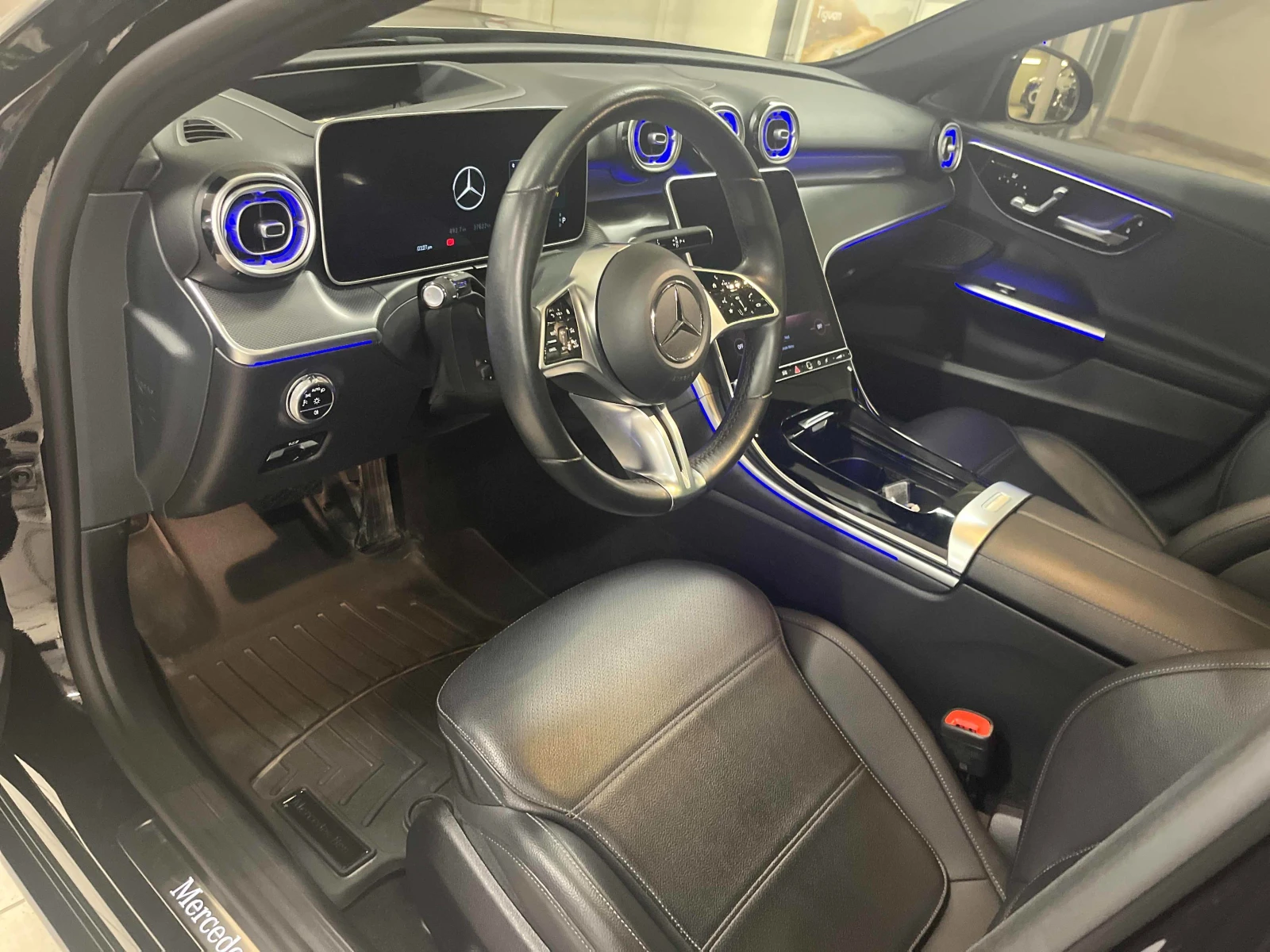 Mercedes-Benz C 300 CARFAX * АВТО КРЕДИТ * ПРОГНОЗНА ЦЕНА ДО БГ * , снимка 7 - Автомобили и джипове - 54631271