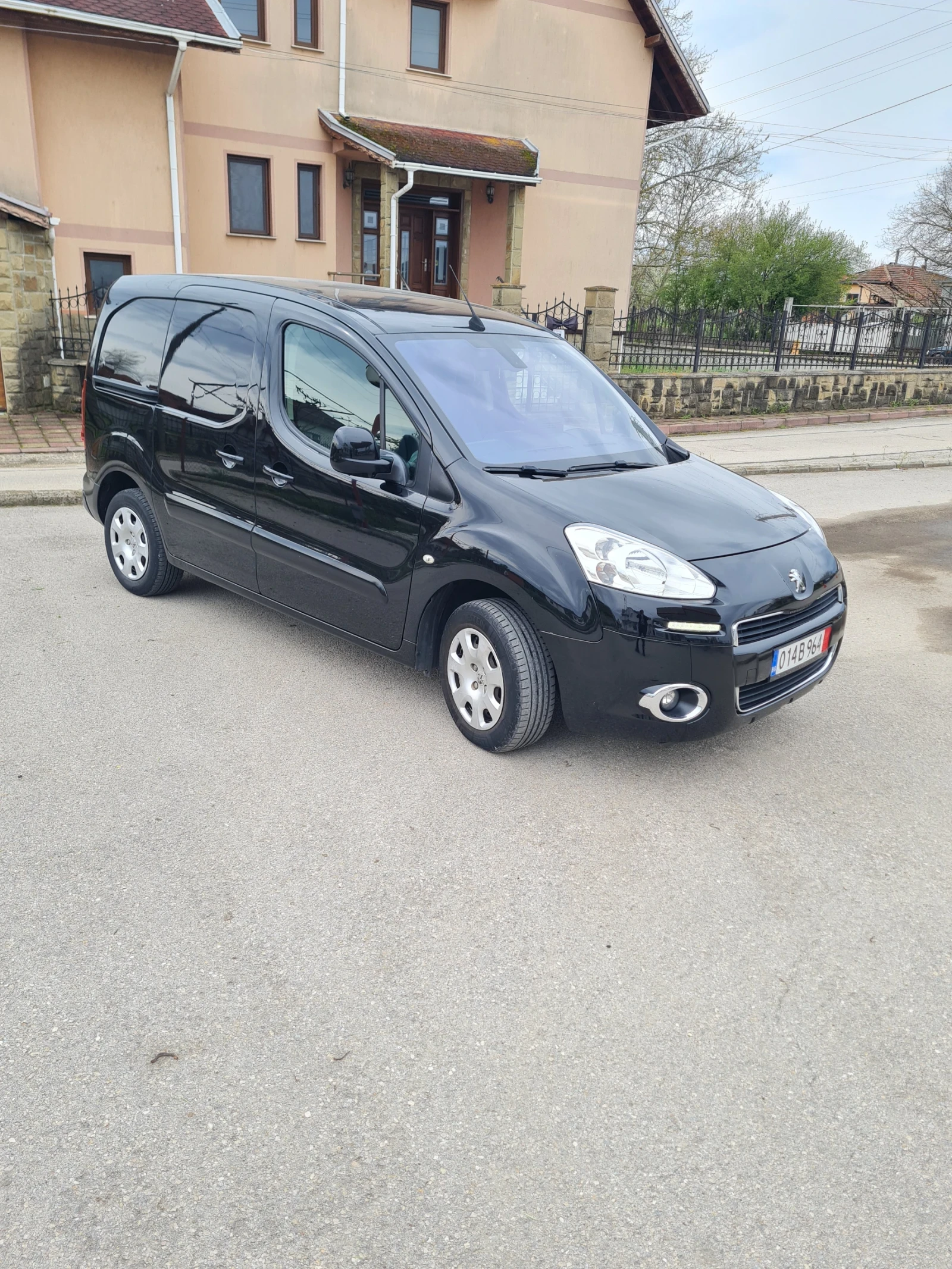 Peugeot Partner 1.6куб.92к.с. 2014г. , снимка 6 - Автомобили и джипове - 54632084