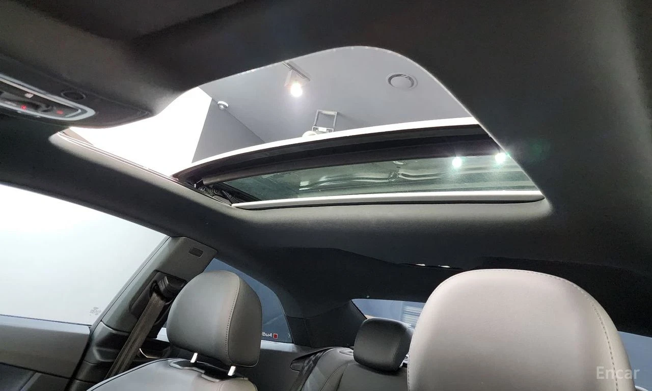 Audi A5 2.0L TFSI, снимка 6 - Автомобили и джипове - 54723848