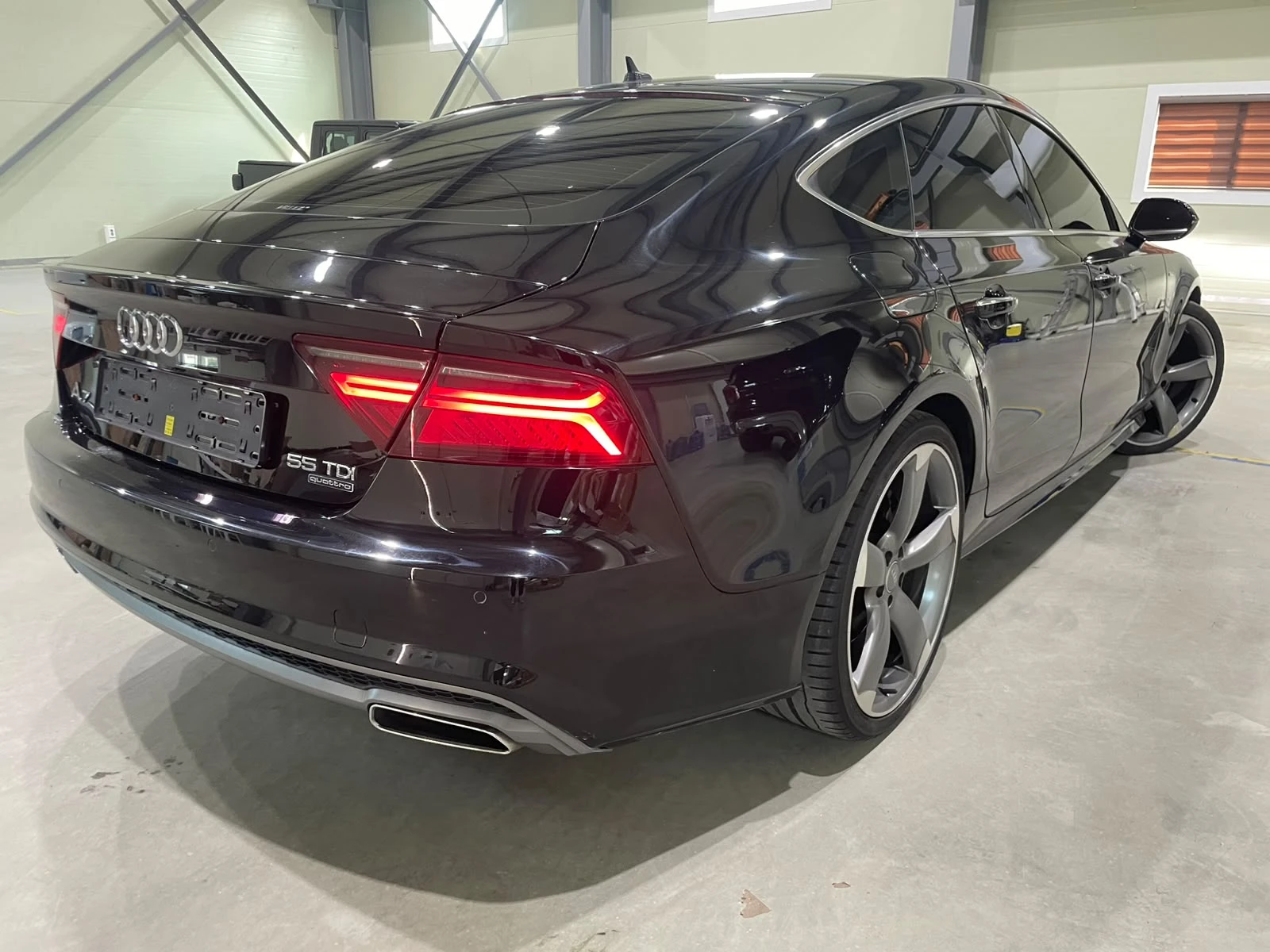 Audi A7 3.0 biTDI Competition ! Quattro ! Matrix ! S Line, снимка 4 - Автомобили и джипове - 55279577
