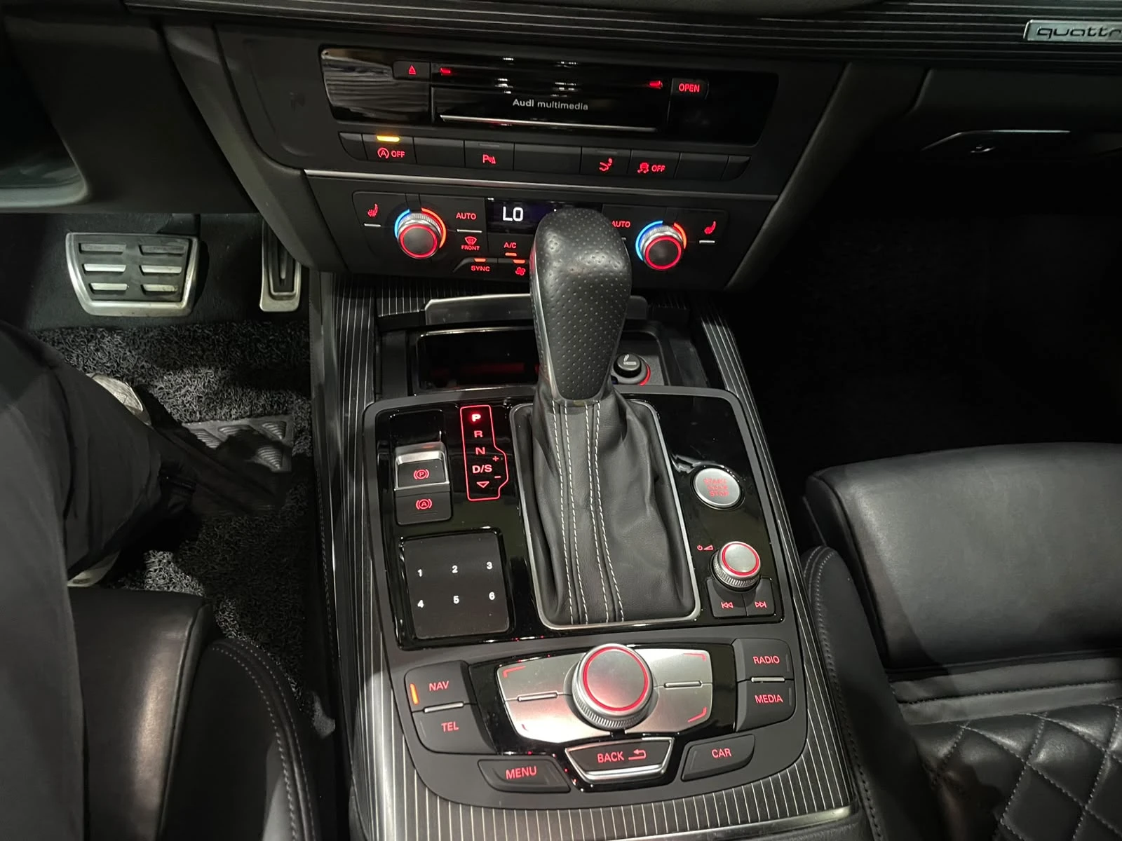 Audi A7 3.0 biTDI Competition ! Quattro ! Matrix ! S Line, снимка 16 - Автомобили и джипове - 55279577
