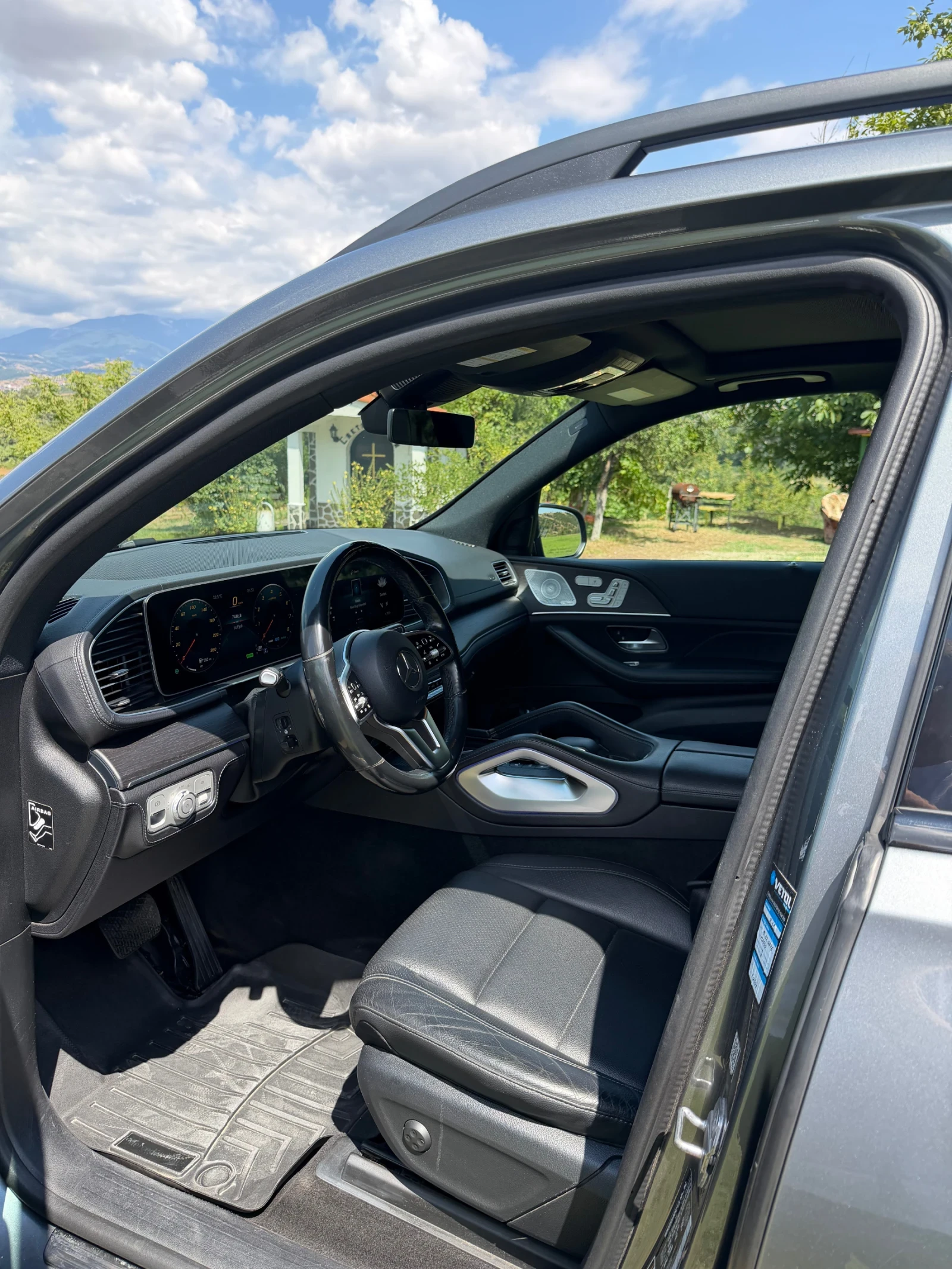Mercedes-Benz GLE 450 4MATIC | Burmester | Pano | 360 | Distronic, снимка 13 - Автомобили и джипове - 55559704