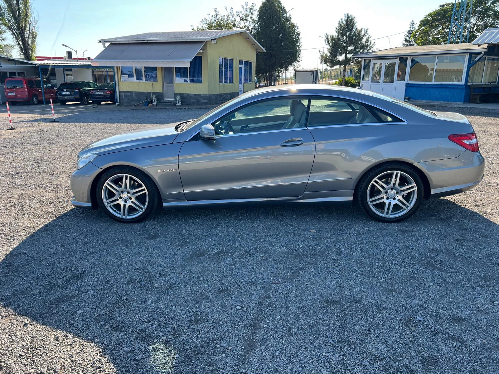 Mercedes-Benz E 350 3, 0i АВТОМАТ КОЖА НАВИ , снимка 8 - Автомобили и джипове - 55702888