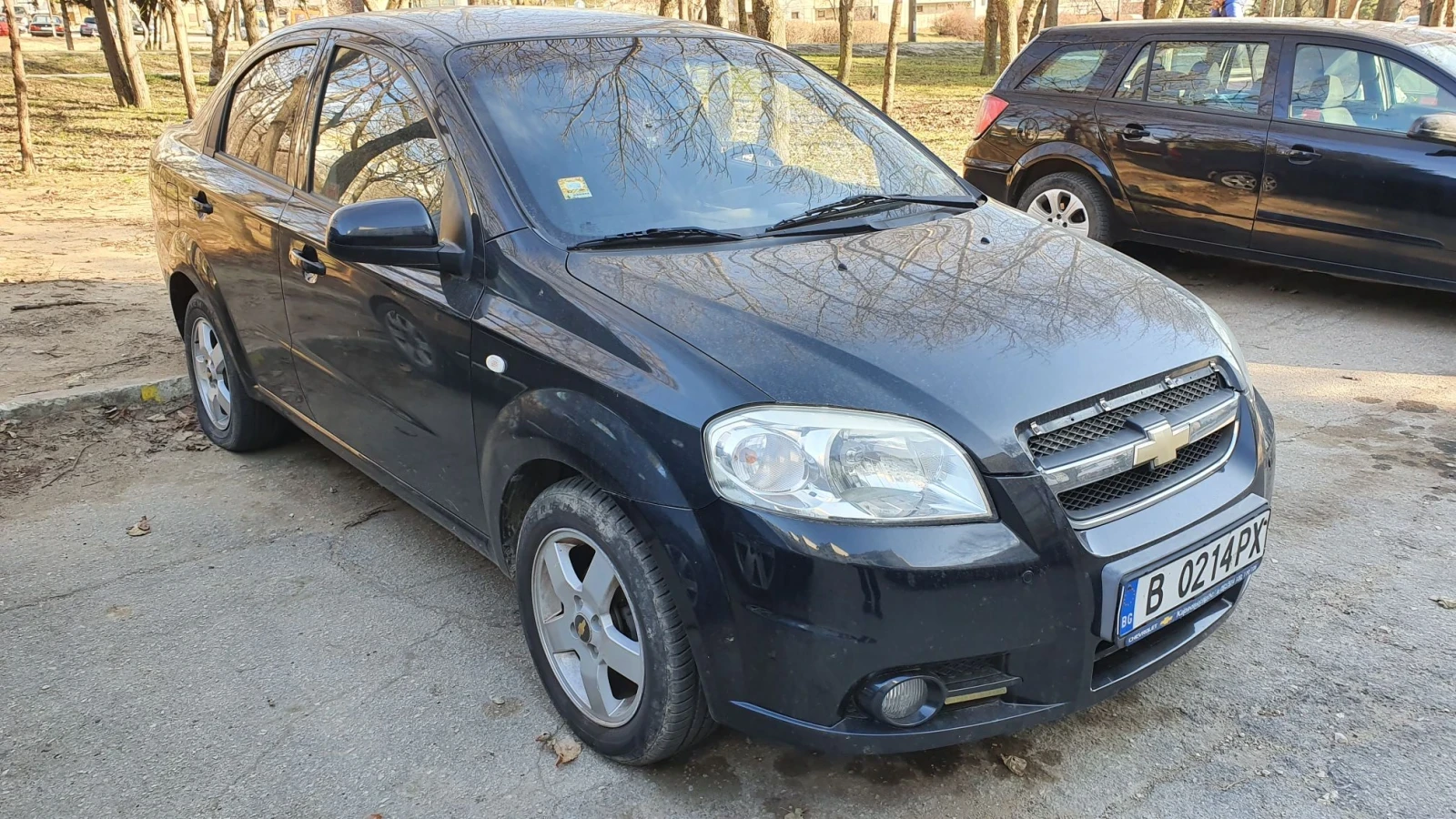 Chevrolet Aveo Sedan, снимка 2 - Автомобили и джипове - 55773931