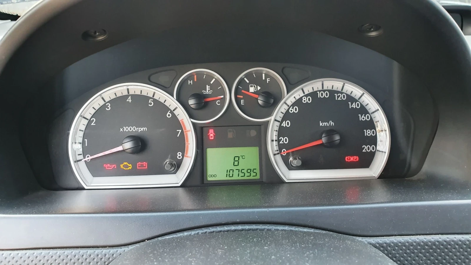 Chevrolet Aveo Sedan, снимка 10 - Автомобили и джипове - 55773931
