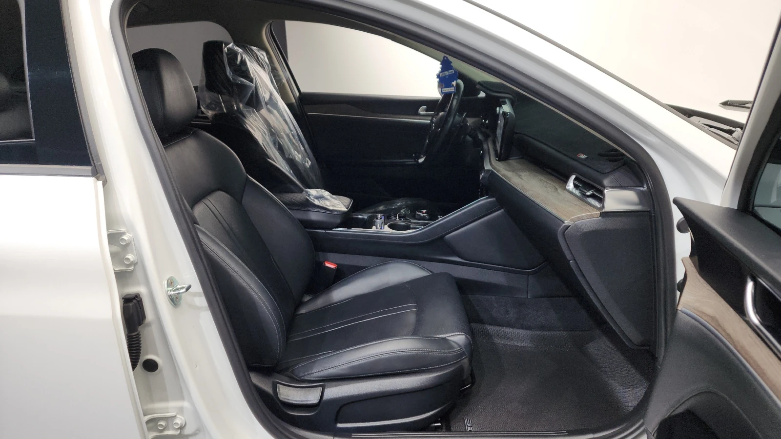 Kia K5 2.0 Noblesse, снимка 11 - Автомобили и джипове - 55825204