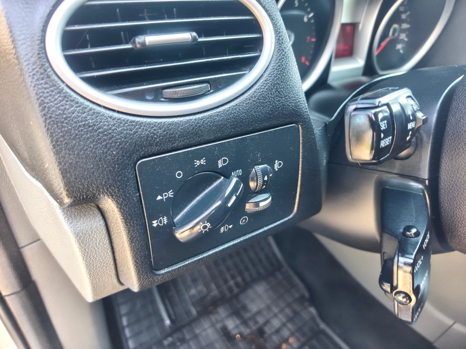 Ford Focus Titanium gaz, снимка 10 - Автомобили и джипове - 56025596