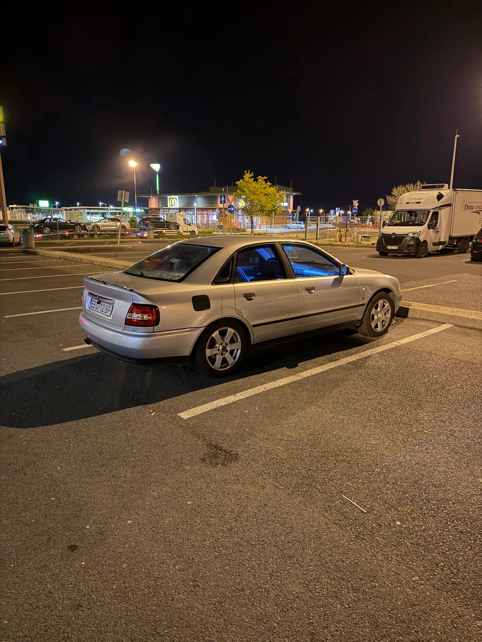 Audi A4, снимка 8 - Автомобили и джипове - 56149239