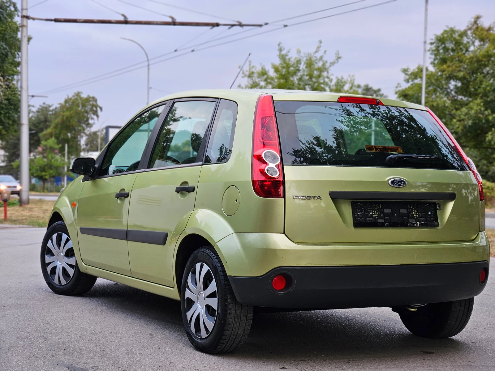 Ford Fiesta 1.3, 75к.с., 110 х.км.!!!, снимка 8 - Автомобили и джипове - 56228289