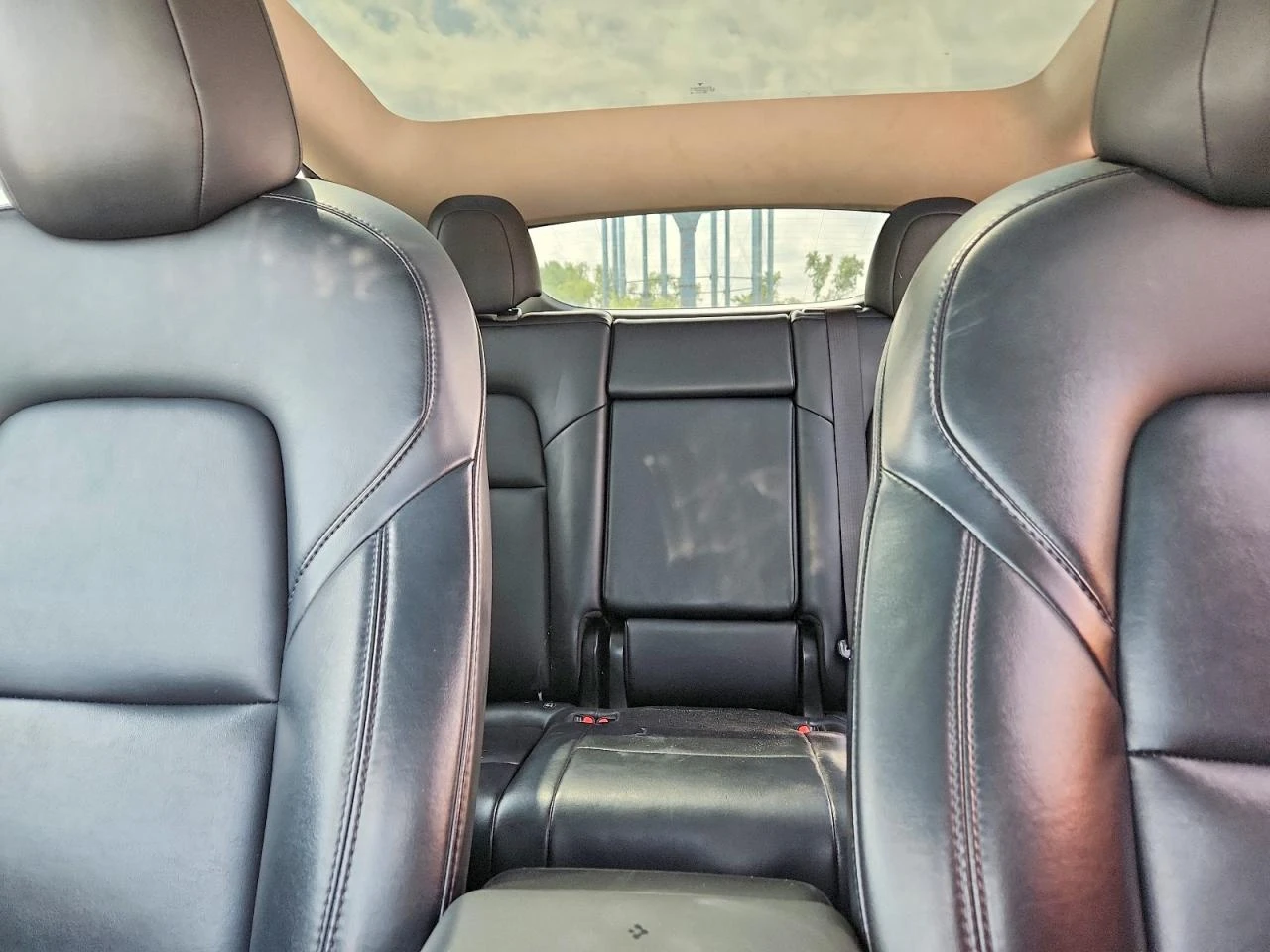 Tesla Model Y, снимка 10 - Автомобили и джипове - 56375147