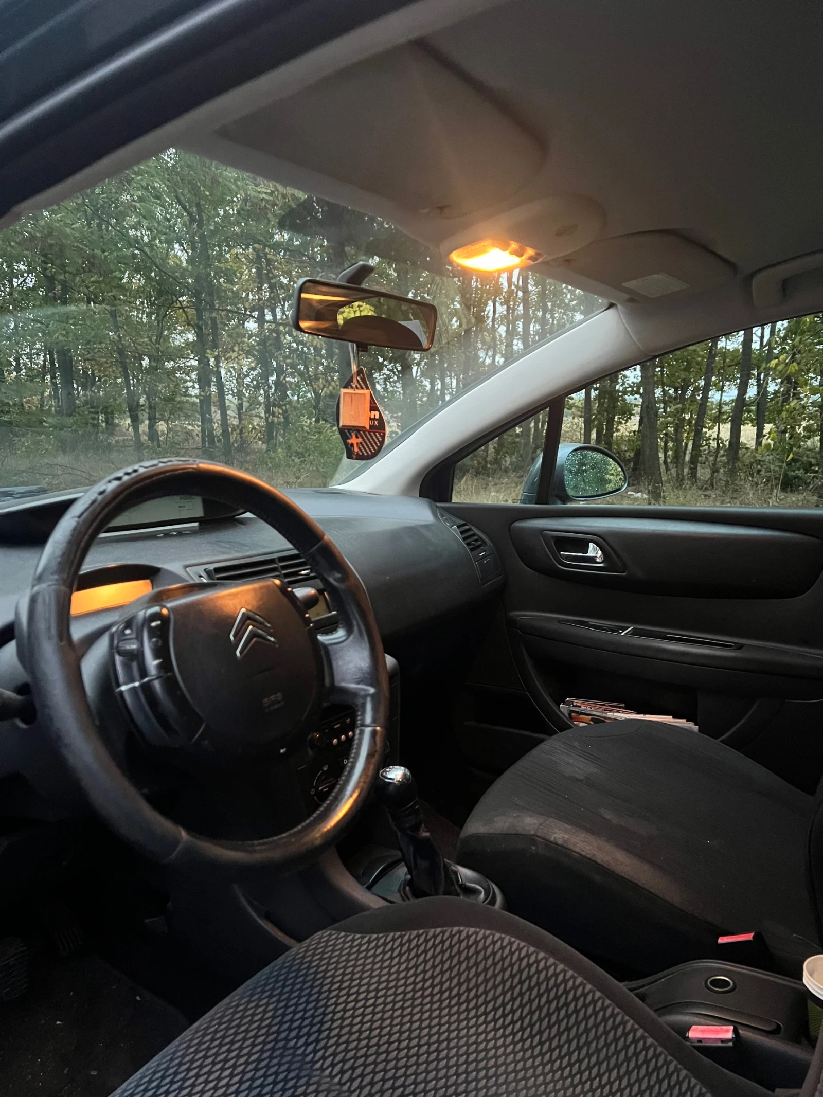 Citroen C4, снимка 8 - Автомобили и джипове - 56623099