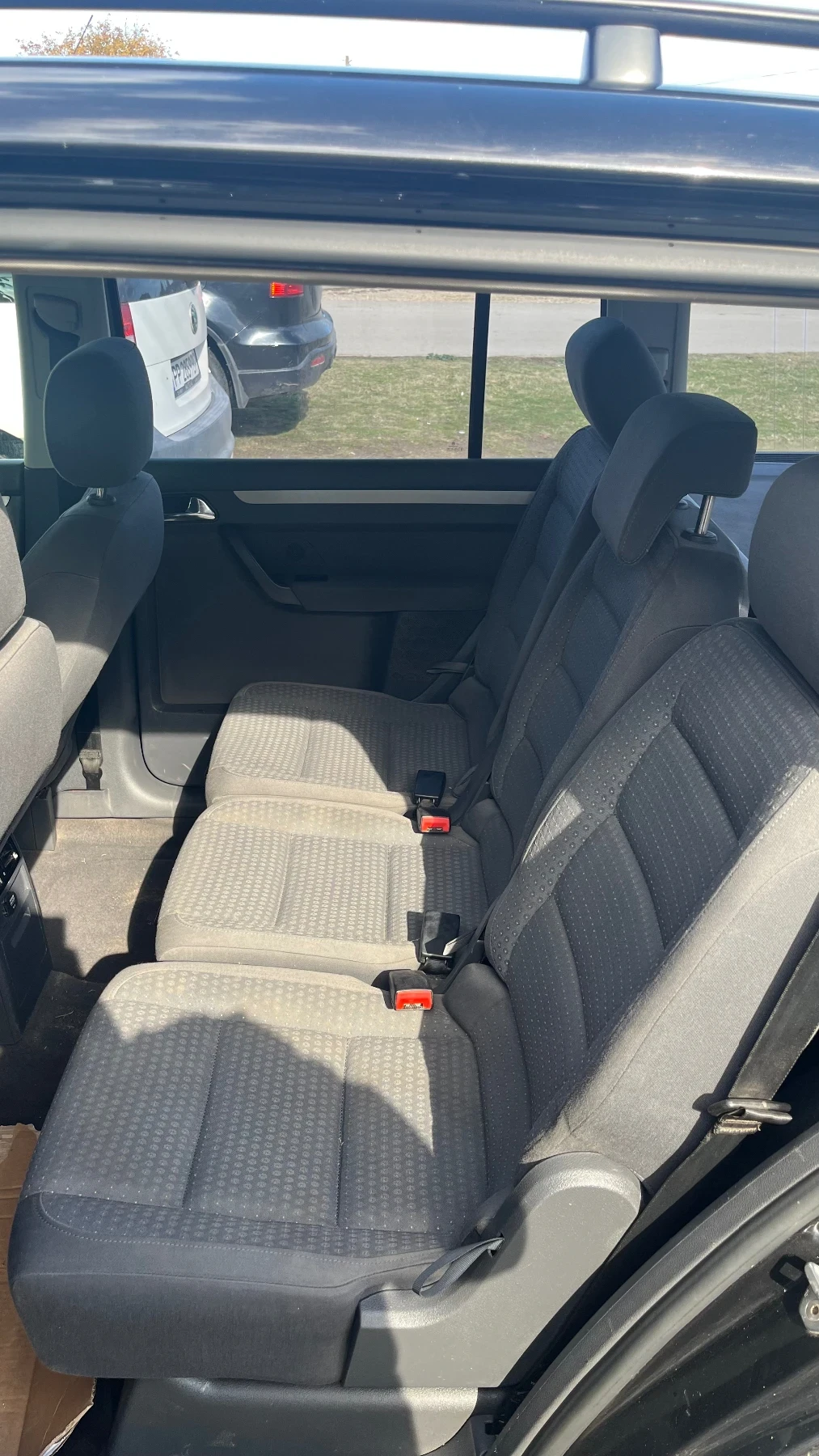VW Touran 1.9, снимка 9 - Автомобили и джипове - 56634751