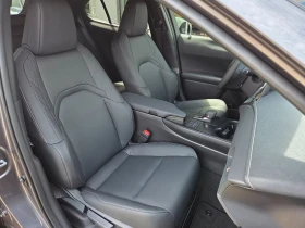 Lexus UX НОВ!300h/199HP/F-SPORT/CAM/ACC/NAVI/LED/901g, снимка 12