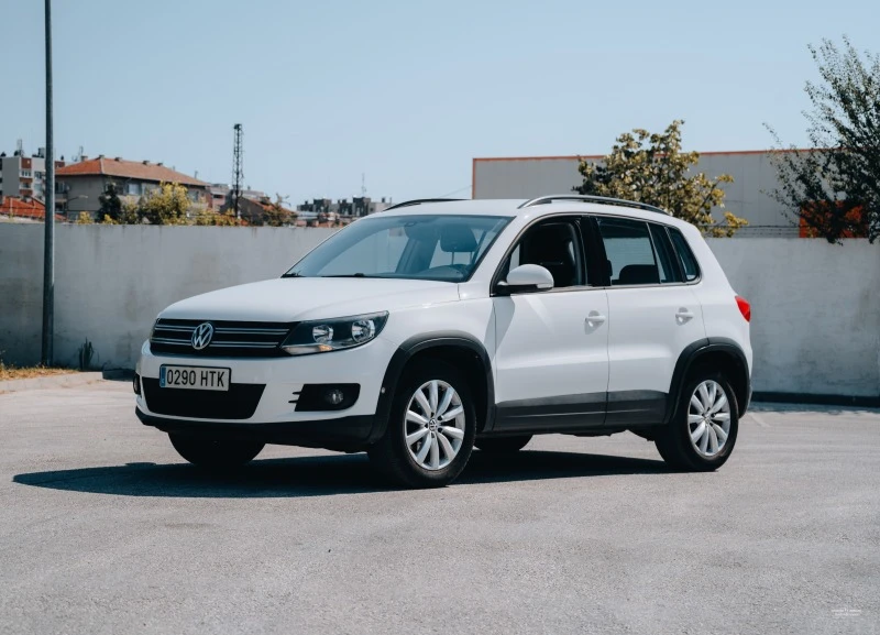 VW Tiguan 2.0 TDI 110 к.с, снимка 8 - Автомобили и джипове - 47259054