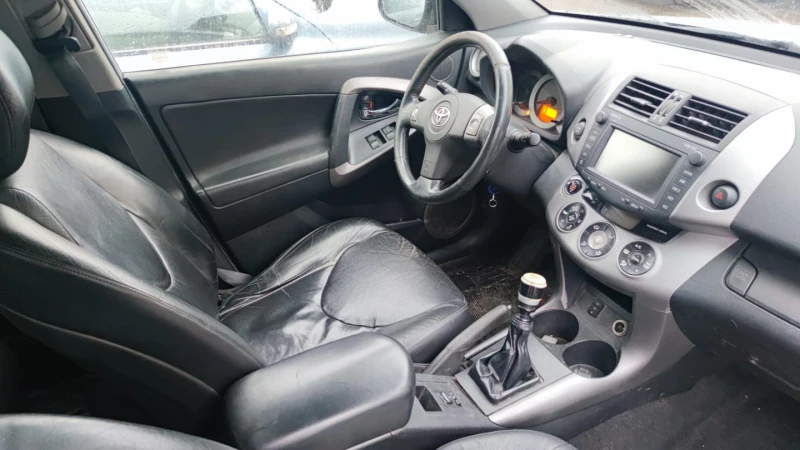 Toyota Rav4 D-CAT, снимка 7 - Автомобили и джипове - 51968192