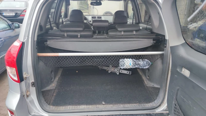 Toyota Rav4 D-CAT, снимка 9 - Автомобили и джипове - 51968192