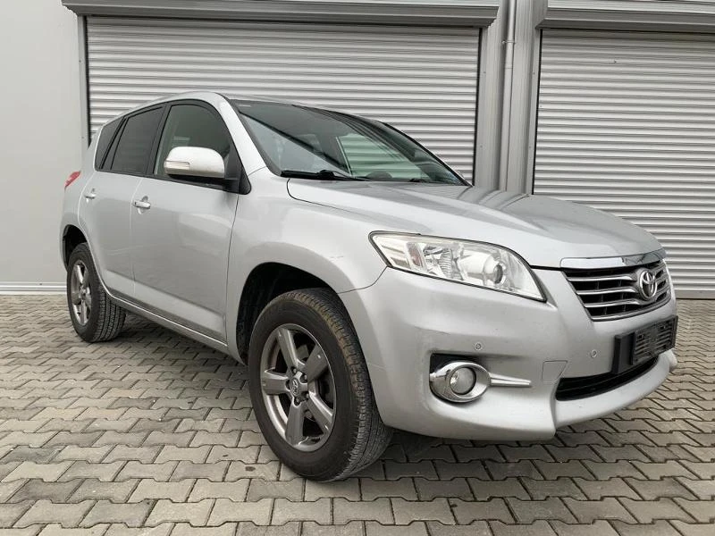 Toyota Rav4 2.2D4D 150к.с., 6ск., евро5b, кожа, нави, темпо, , снимка 4 - Автомобили и джипове - 35641374