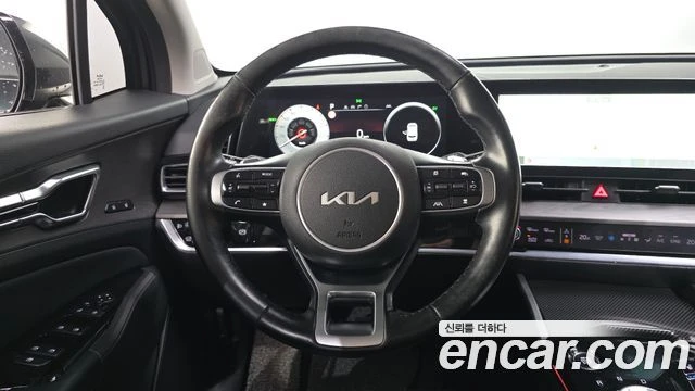 Kia Sportage Hybrid| 360| DISTRONIC| KRELL| ОБДУХВАНЕ, снимка 6 - Автомобили и джипове - 55803100