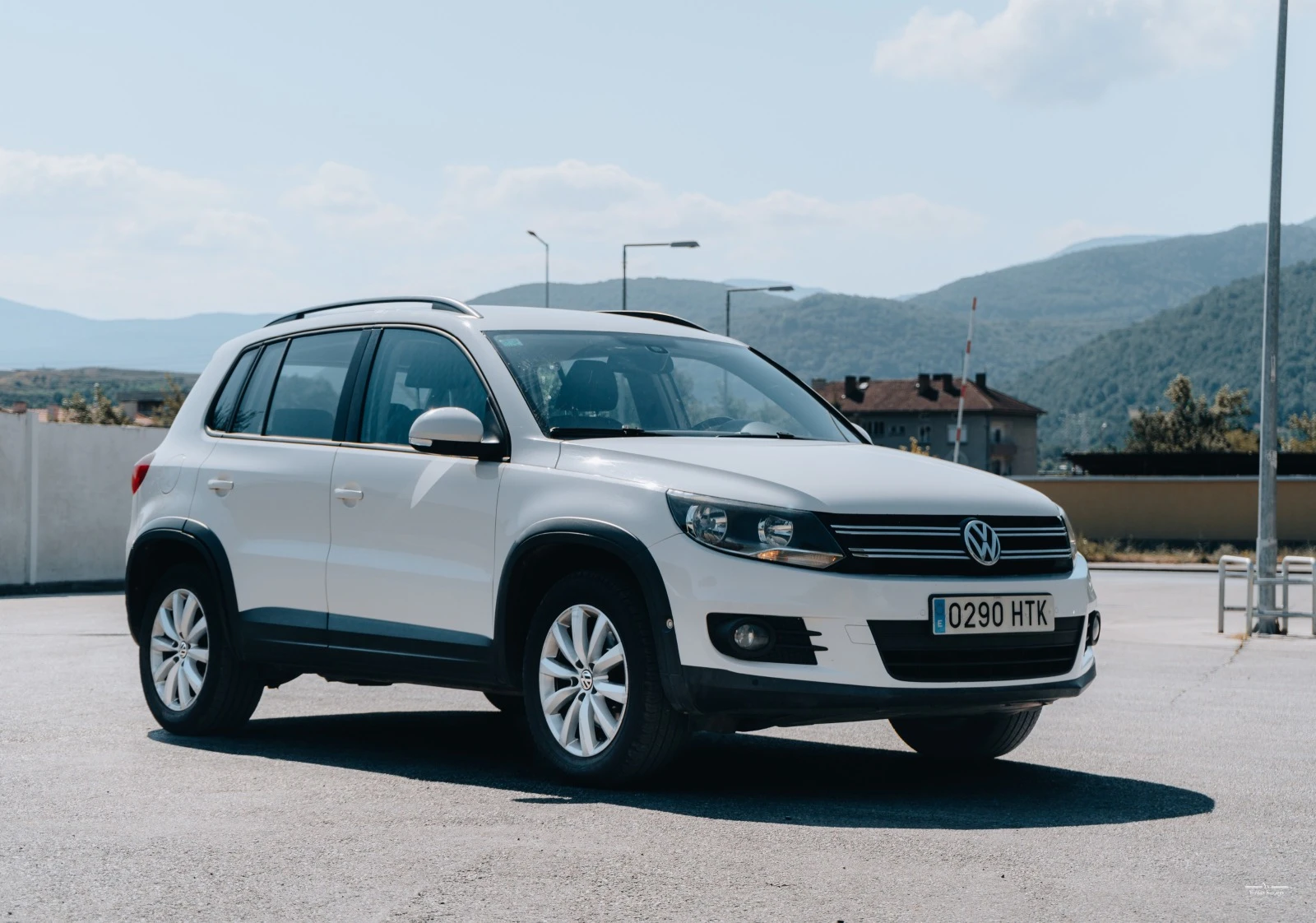 VW Tiguan 2.0 TDI 110 к.с - изображение 2