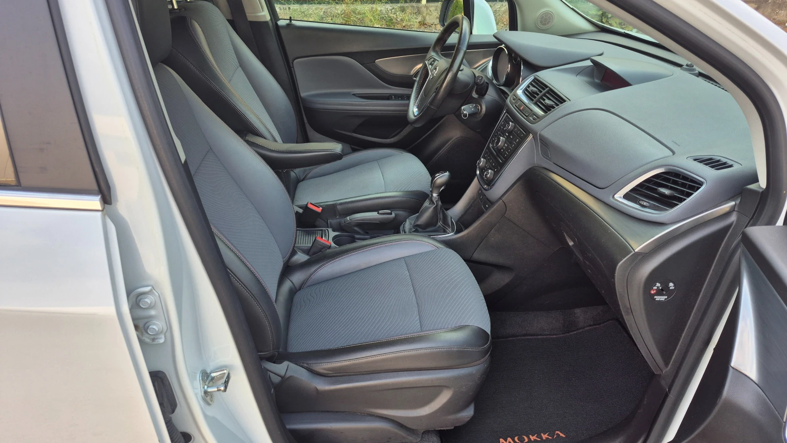 Opel Mokka 1.6i 130000км Германия Отлична - изображение 10