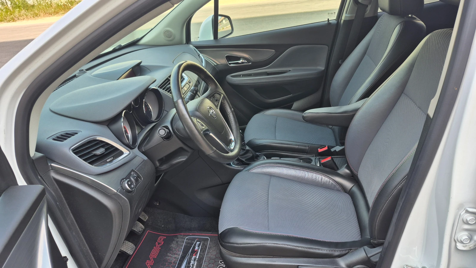 Opel Mokka 1.6i 130000км Германия Отлична - изображение 9
