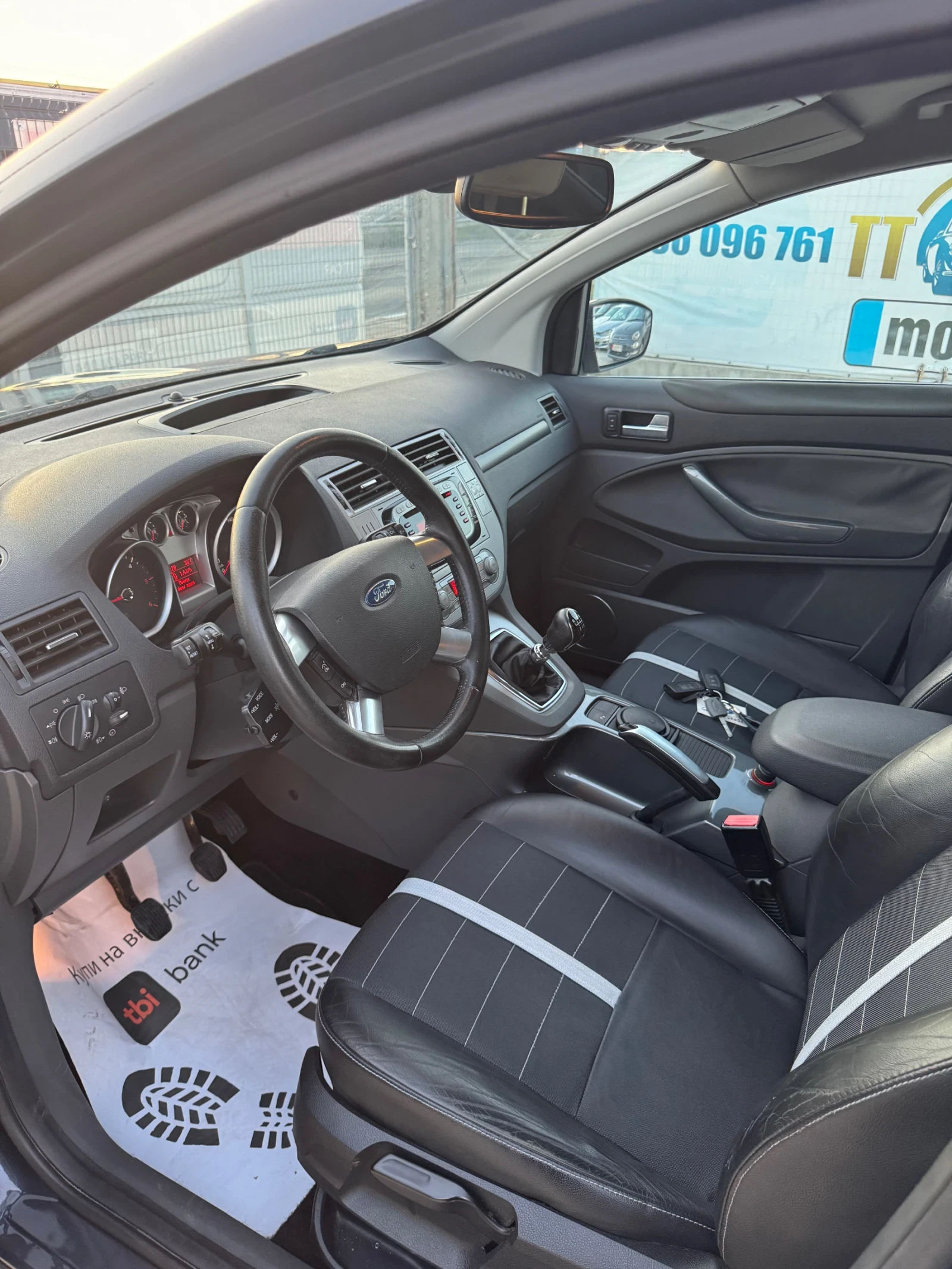 Ford Kuga Нов внос Италия! Пежо мотор! 4x4 Евро5!Без ръжди! - изображение 8