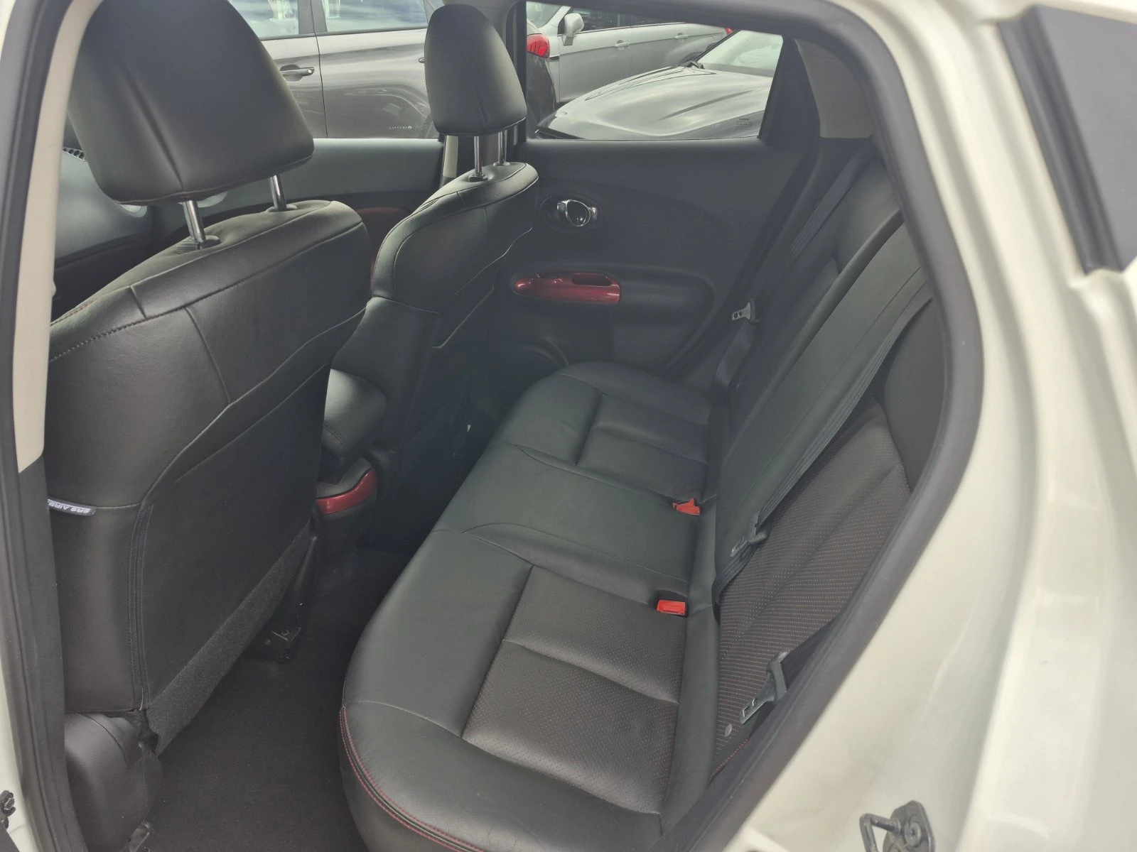 Nissan Juke 1.6i-FULLL* * *  - изображение 9