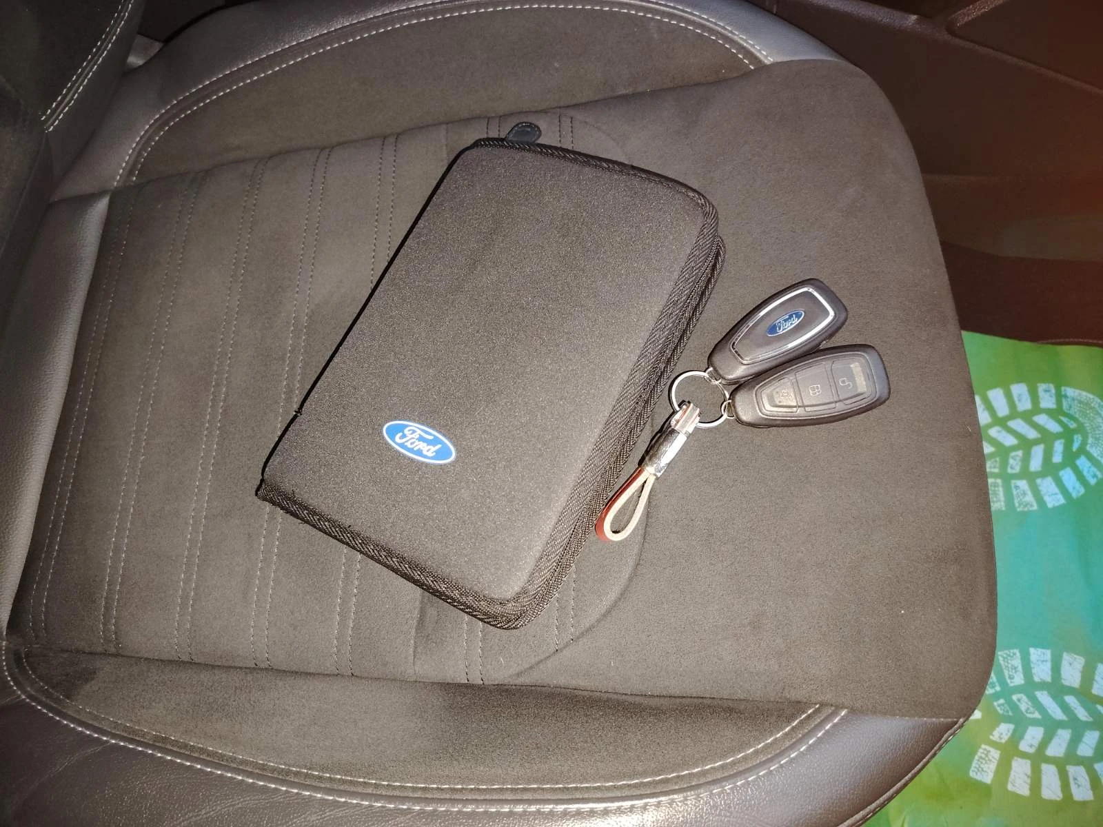 Ford Kuga 1.5 ST LINE | Mobile.bg � ����������� 13