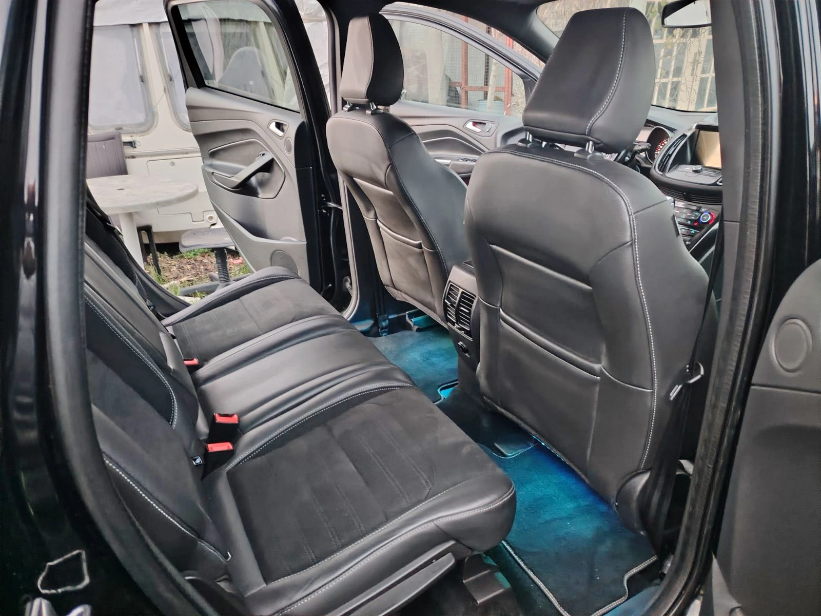 Ford Kuga 1.5 ST LINE - изображение 8