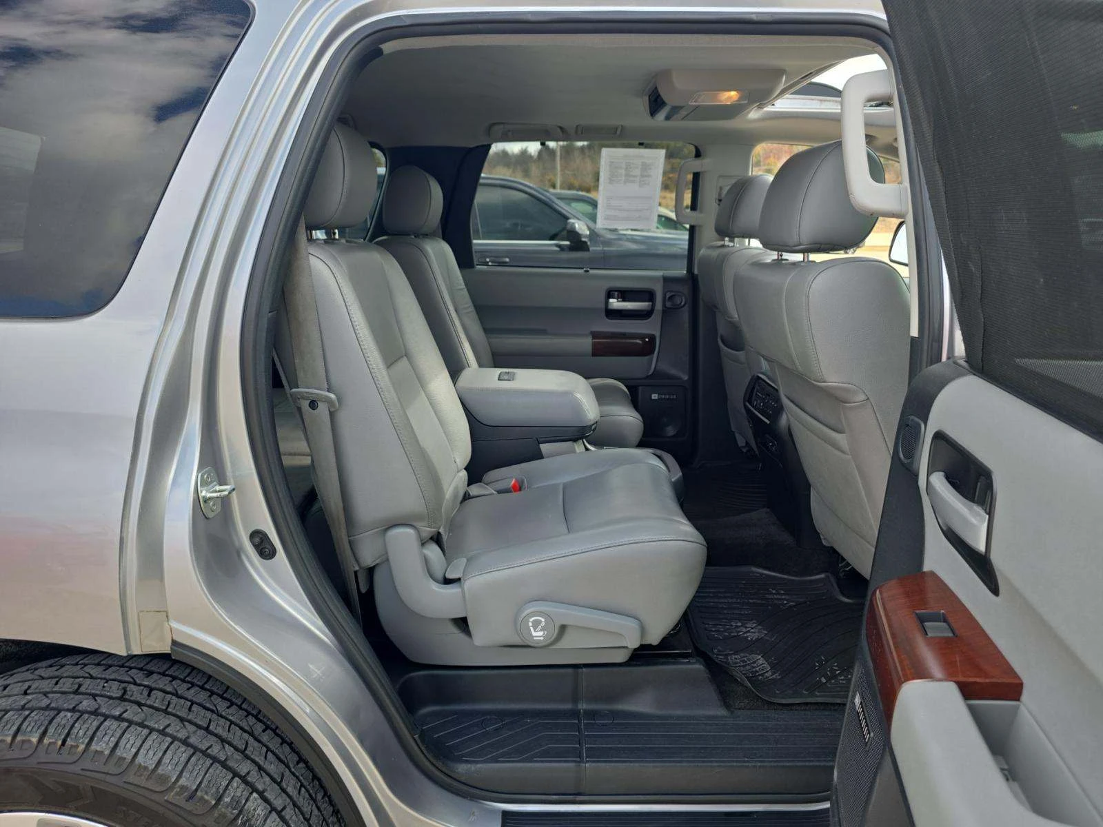 Toyota Sequoia PLATINUM* 5.7* V8* �������* ������* ������ | Mobile.bg � ����������� 14