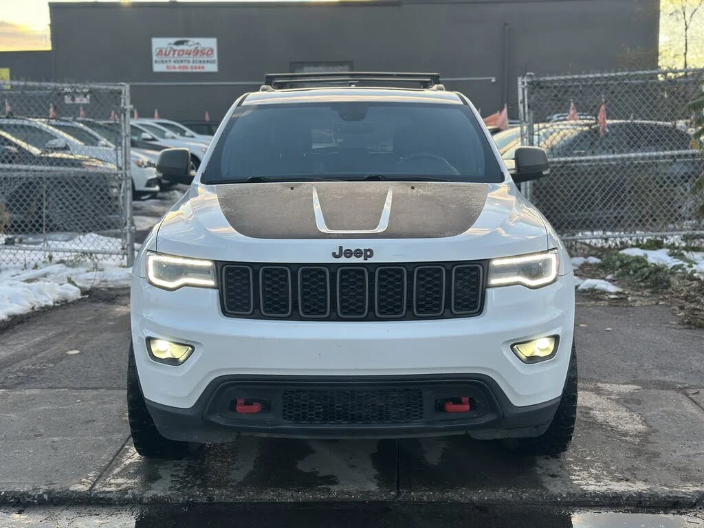 Jeep Grand cherokee TRAILHAWK| V6| BI-XENON| PANO, снимка 2 - Автомобили и джипове - 53772846