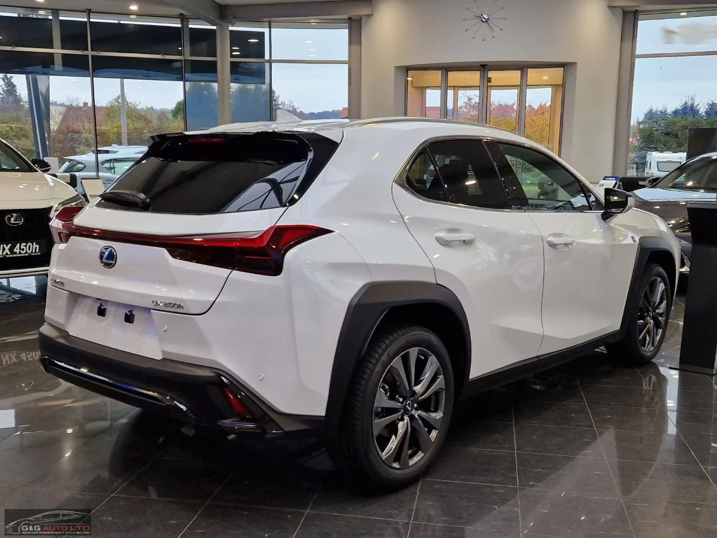 Lexus UX ���!300h/199HP/F-SPORT/CAM/ACC/NAVI/LED/901g | Mobile.bg � ����������� 4