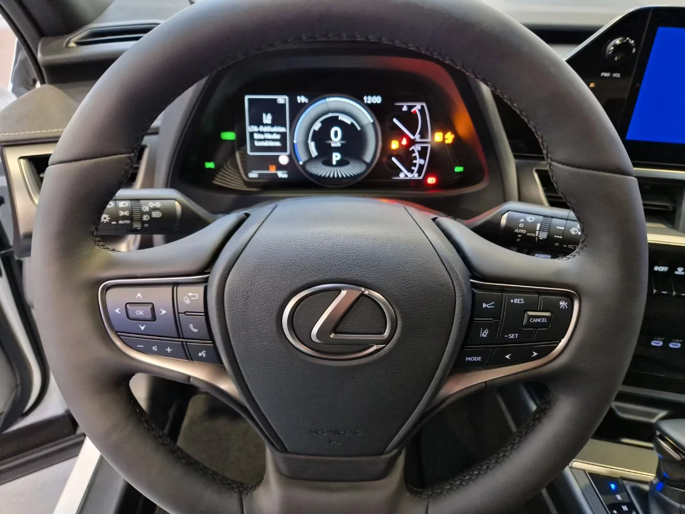 Lexus UX ���!300h/199HP/F-SPORT/CAM/ACC/NAVI/LED/901g | Mobile.bg � ����������� 7