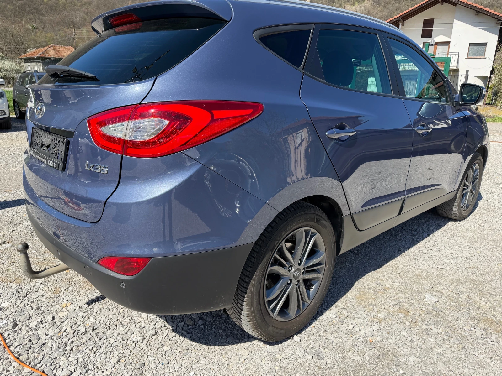 Hyundai IX35 1.6i Бензин НАПЪЛНО ОБСЛУЖЕН!, снимка 6 - Автомобили и джипове - 54134167