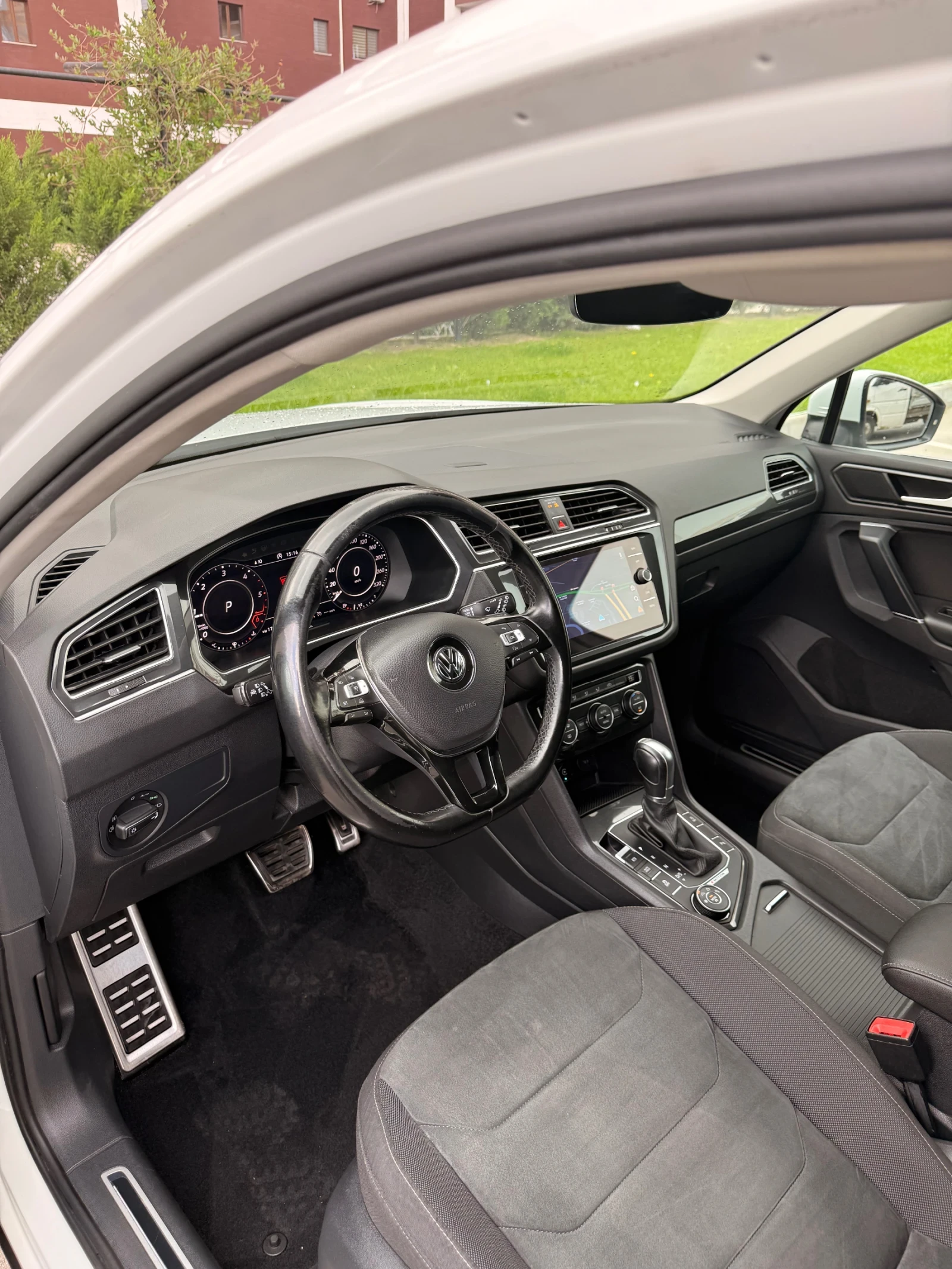 VW Tiguan 2.0TDI/4Motion/FullLED/Distro/LaneAssist | Mobile.bg � ����������� 7