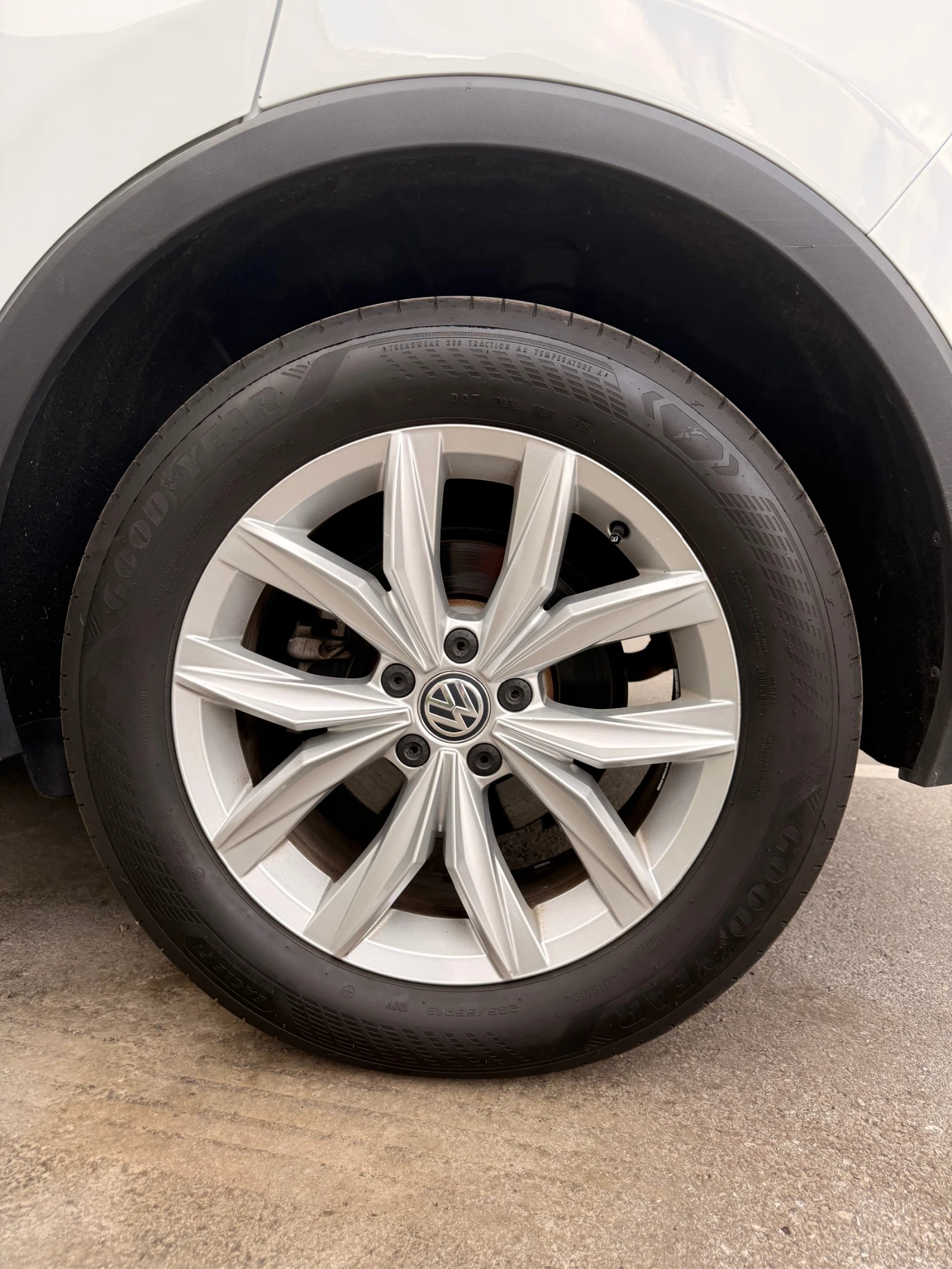 VW Tiguan 2.0TDI/4Motion/FullLED/Distro/LaneAssist | Mobile.bg � ����������� 10