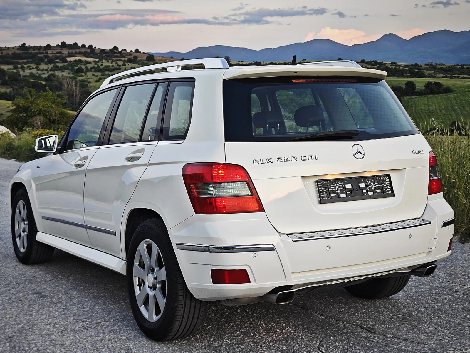 Mercedes-Benz GLK * AMG* 4MATIC* FULL* , снимка 4 - Автомобили и джипове - 54752867