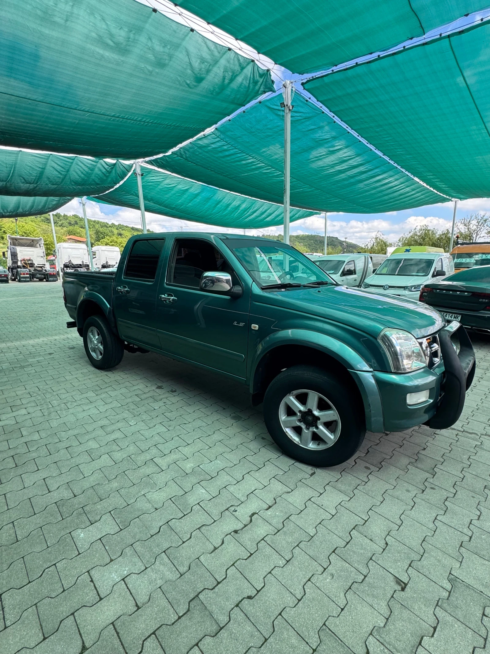 Isuzu D-max, снимка 4 - Автомобили и джипове - 54753291