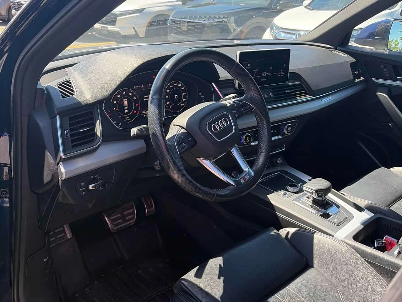 Audi Q5 PROGRESSIV S-LINE| DISTRONIC| 360| PANORAMA| , снимка 5 - Автомобили и джипове - 54824908