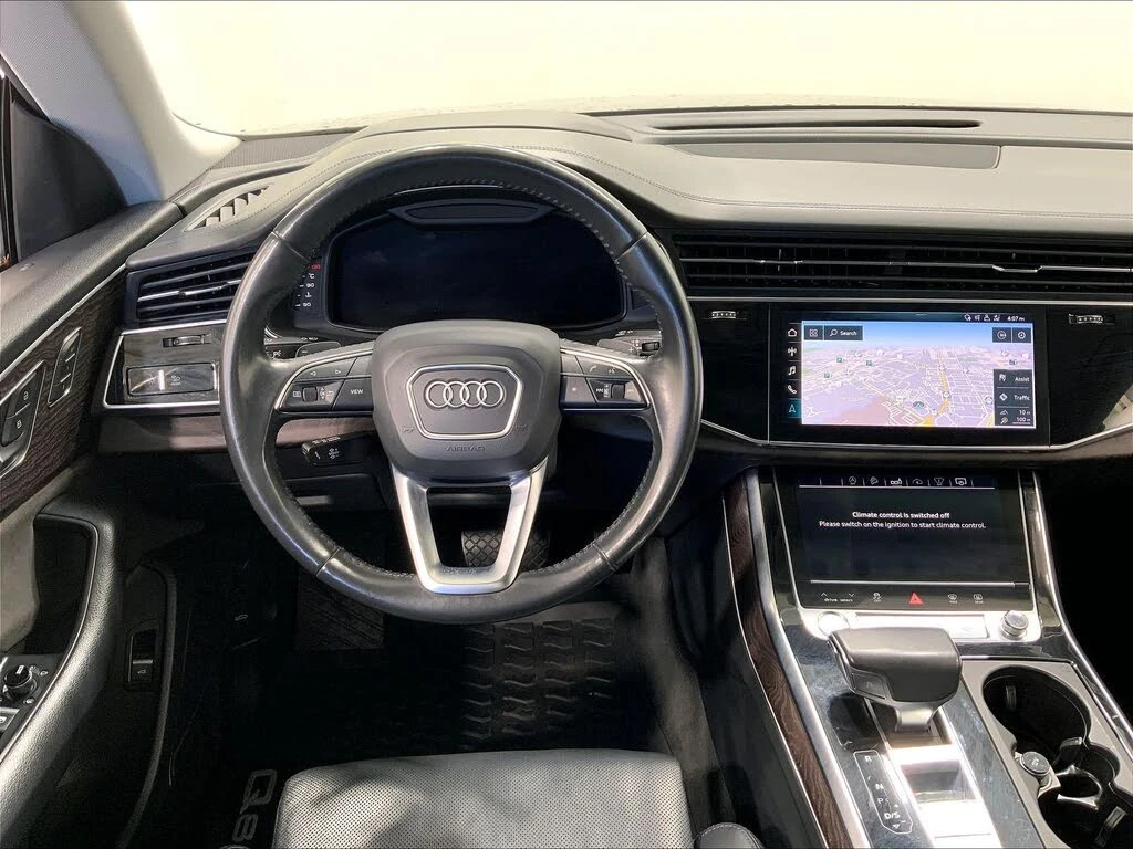 Audi Q8 55TFSI TECHNIK/PANO/360/HEAD UP/FULL, снимка 11 - Автомобили и джипове - 55012066