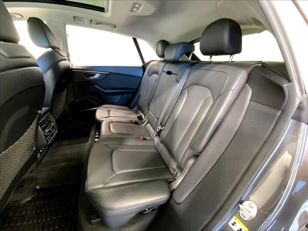 Audi Q8 55TFSI TECHNIK/PANO/360/HEAD UP/FULL, снимка 13 - Автомобили и джипове - 55012066