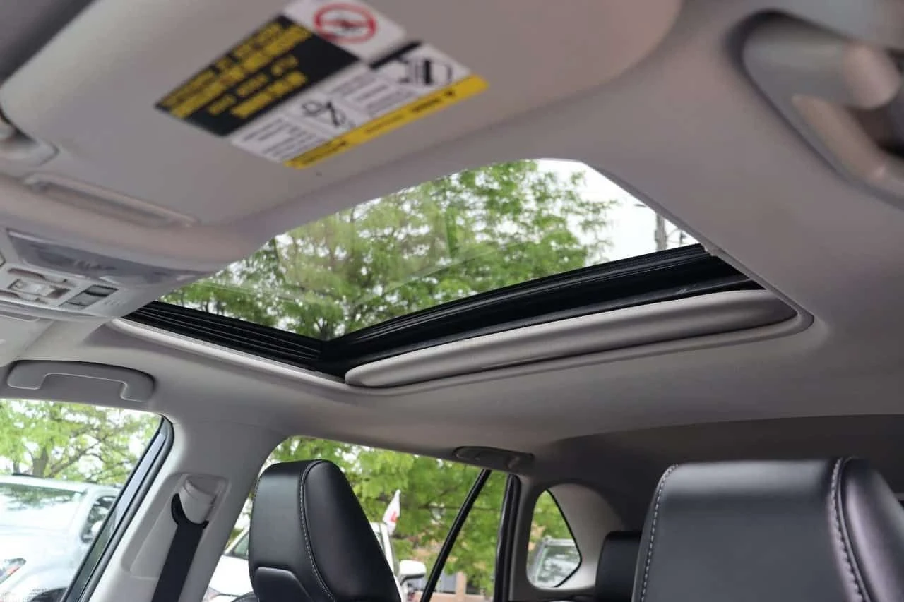 Toyota Rav4 * XLE * АВТОКРЕДИТ БЕЗ ПЪРВОНАЧАЛНА ВНОСКА* , снимка 11 - Автомобили и джипове - 55499775