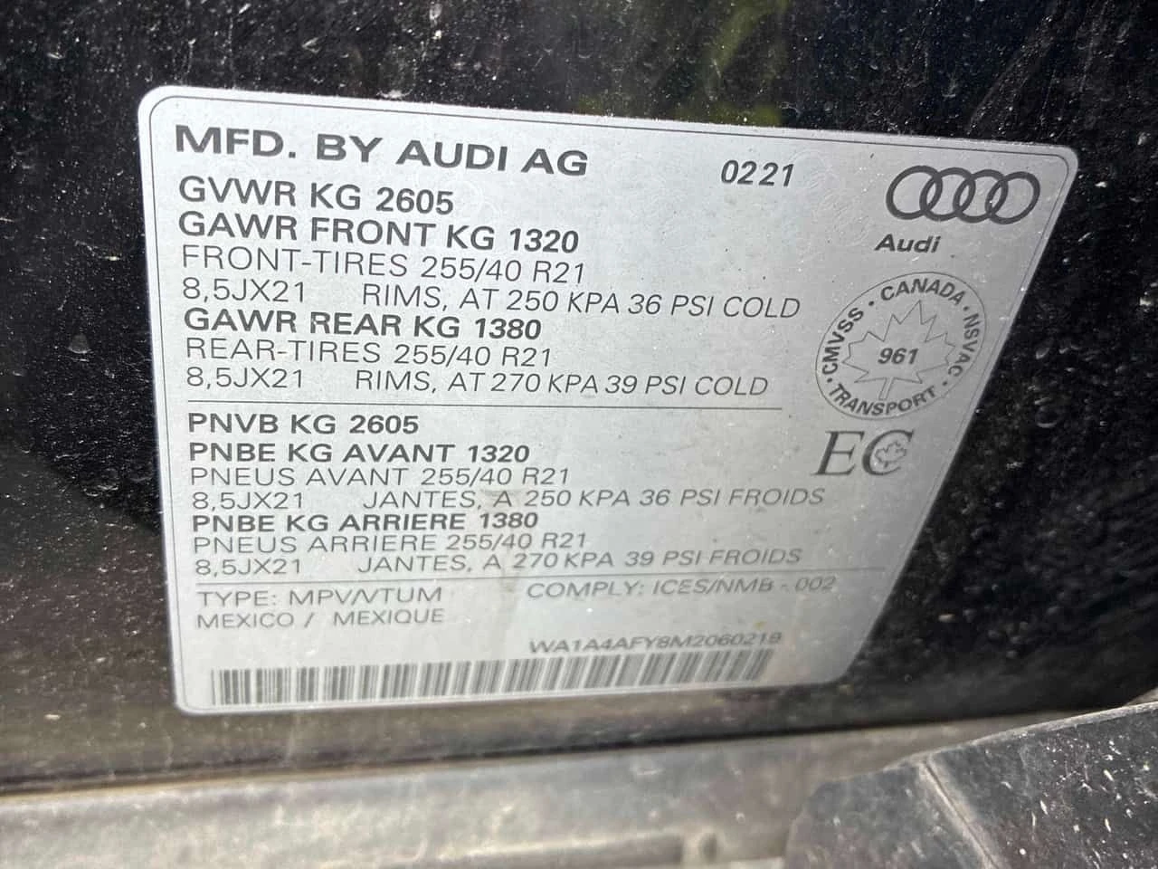 Audi SQ5 Progressiv | CARFAX | БЕЗ ИНЦИДЕНТИ , снимка 10 - Автомобили и джипове - 55667395