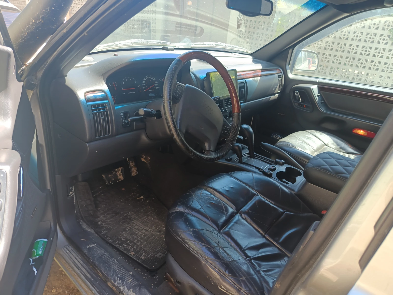 Jeep Grand cherokee 4.7 , снимка 13 - Автомобили и джипове - 55957651