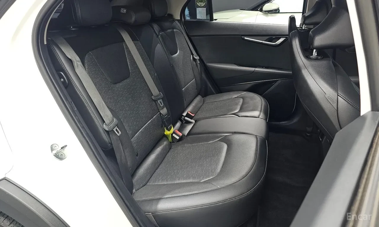 Kia Niro AIR/SOH98/ОБДУХ/КРАЙНА ЦЕНА, снимка 11 - Автомобили и джипове - 56127033