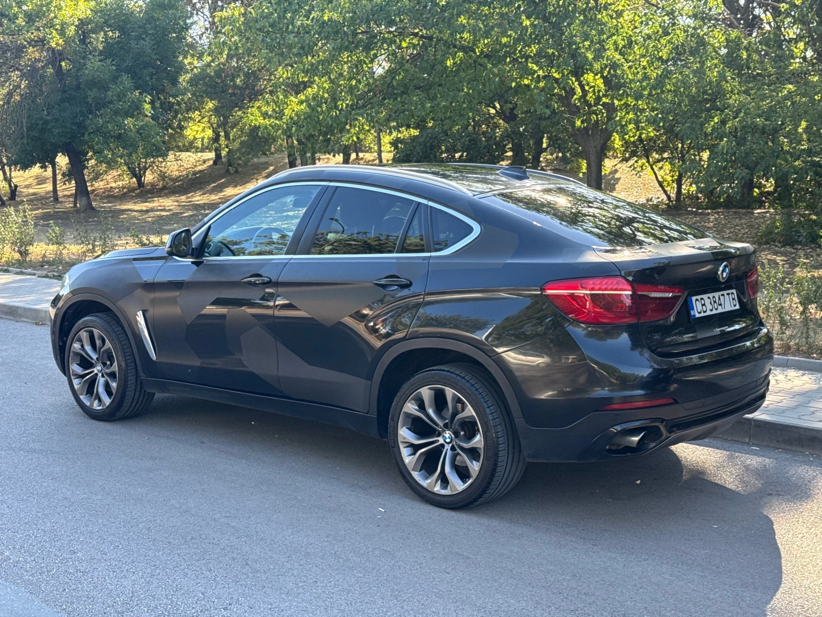 BMW X6, снимка 11 - Автомобили и джипове - 56152481