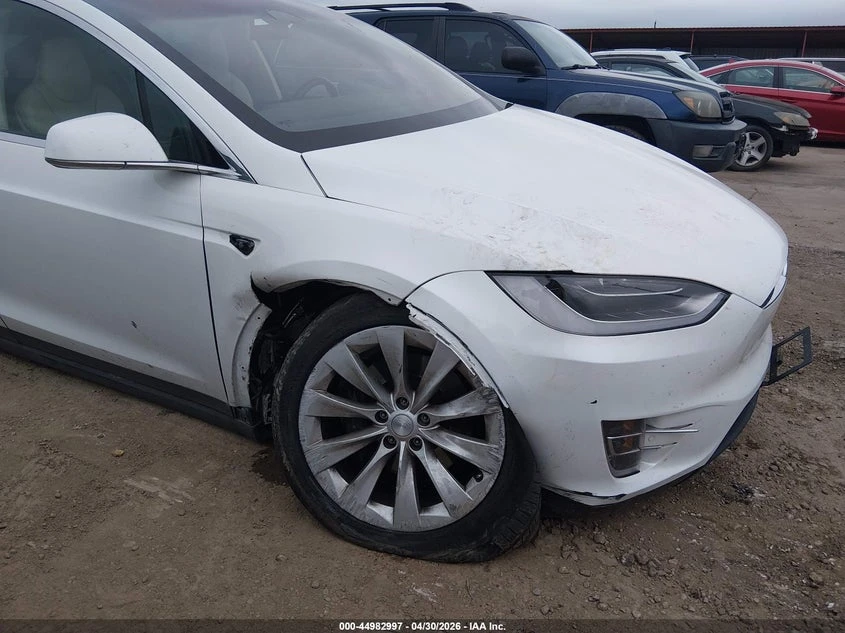 Tesla Model X 100D/75D/90D, снимка 6 - Автомобили и джипове - 56525930