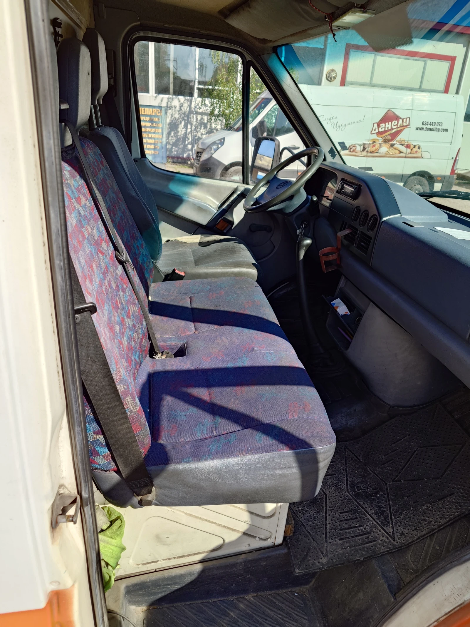 Mercedes-Benz Sprinter 312 Товарен, снимка 9 - Бусове и автобуси - 54331016